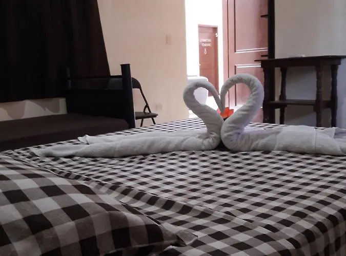 Hostal Alme Centro *