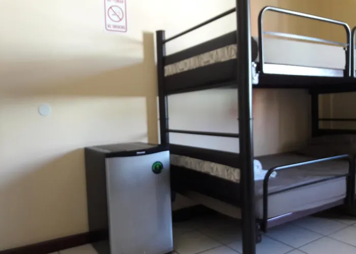 Hostal Alme Centro *