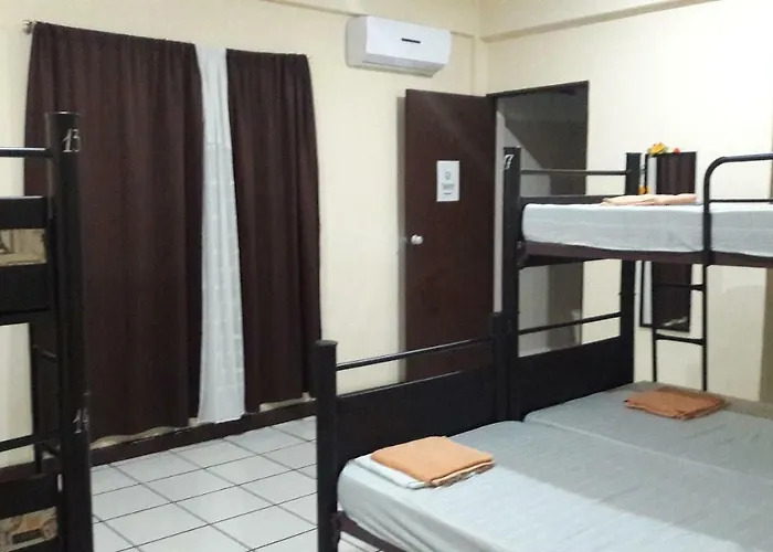 Hostal Alme Centro